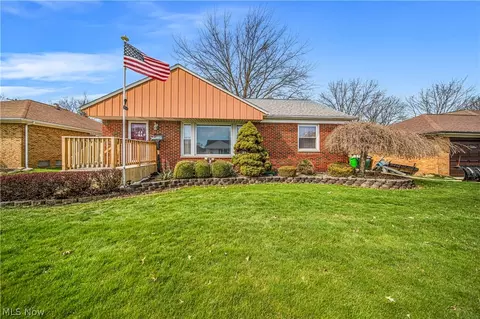 1724 Alcester Rd, Mayfield Heights, OH 44124