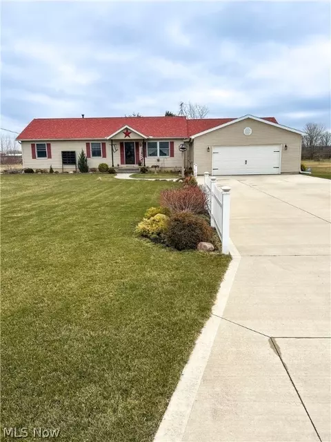 4288 Hanford Rd, Wakeman, OH 44889