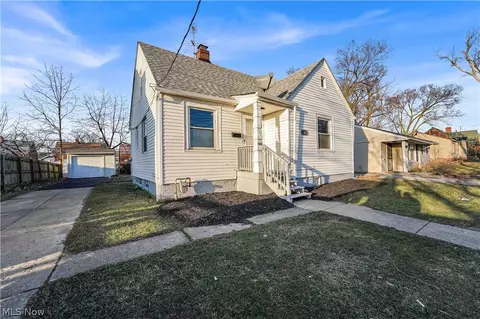 17021 Harvard Ave, Cleveland, OH 44128