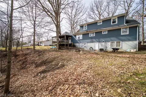 Exterior - 4444 Diane Dr, Ashtabula, OH 44004 photo 4 of 9