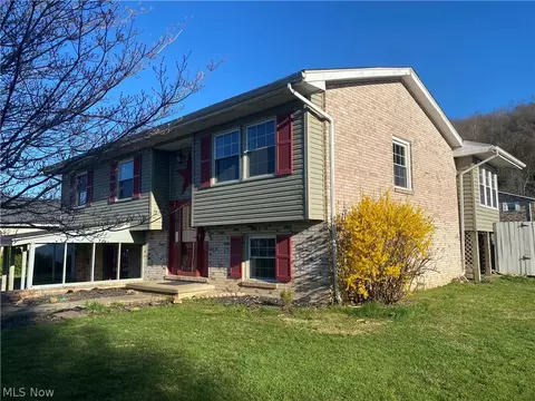 Exterior - 620 Ruby St, Belmont, WV 26134 photo 2 of 4