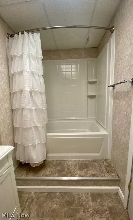 Bath - 620 Ruby St, Belmont, WV 26134 photo 3 of 3