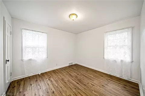 830 E 239th St, Euclid, OH 44123 photo 23