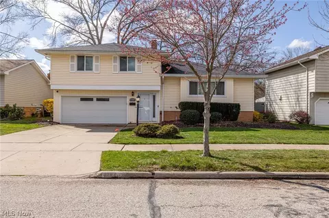 6764 Reid Dr, Parma Heights, OH 44130