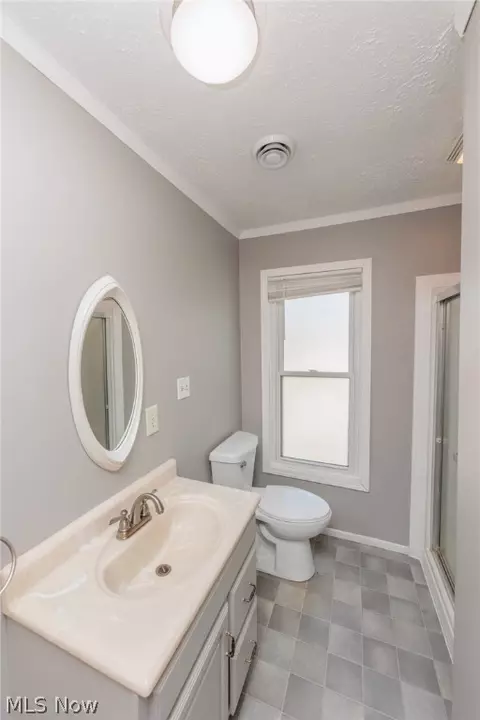 Bath - 6 Pine St, Norwalk, OH 44857 photo 1 of 2