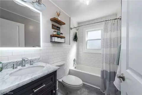 Bath - 215 Maple St, South Amherst, OH 44001 photo 1 of 3
