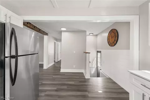 Entry Way - 215 Maple St, South Amherst, OH 44001 photo 2 of 2