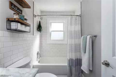 Bath - 215 Maple St, South Amherst, OH 44001 photo 2 of 3