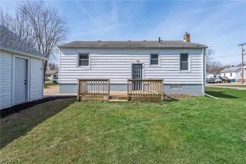Exterior - 215 Maple St, South Amherst, OH 44001 photo 13 of 13