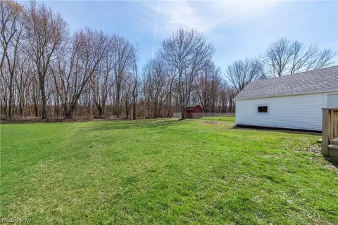 Exterior - 215 Maple St, South Amherst, OH 44001 photo 8 of 13