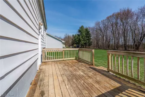 Exterior - 215 Maple St, South Amherst, OH 44001 photo 6 of 13