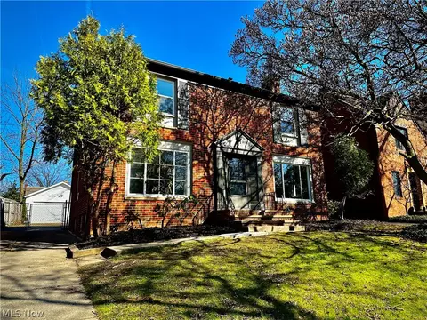 2539 Charney Rd, University Heights, OH 44118