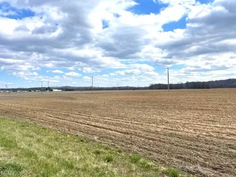 Raiders Rd, Dresden, OH 43821