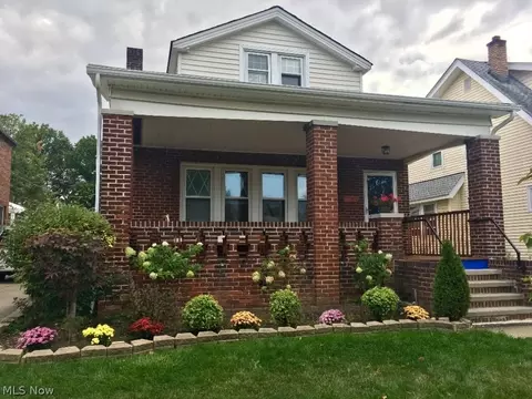 17301 Laverne, Cleveland, OH 44135