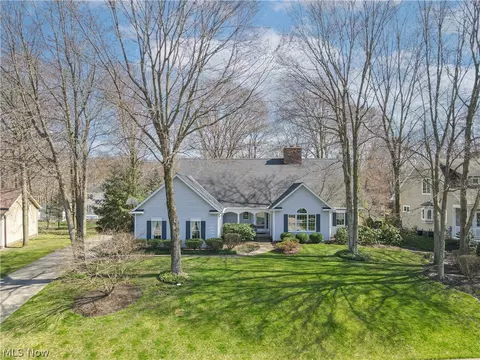 1455 River Trl, Kent, OH 44240