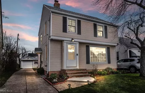 12821 Havana Rd, Garfield Heights, OH 44125