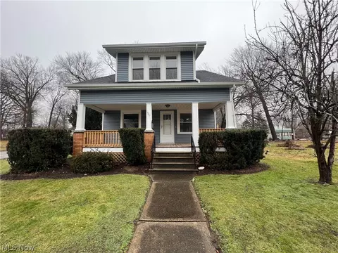 907 Dana St NE, Warren, OH 44483