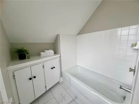 2209 Harborview Blvd, Lorain, OH 44052 photo 14