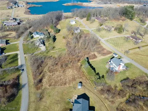 Circleview Drive, Dover, OH 44622 photo 4