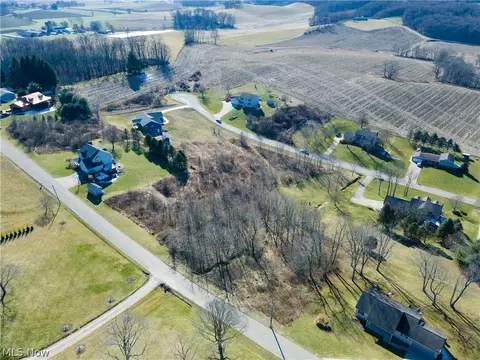 Circleview Drive, Dover, OH 44622 photo 7