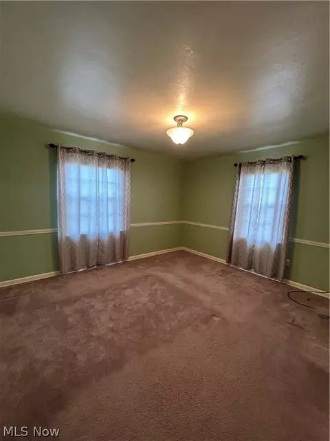 600 Audrey Ln, Struthers, OH 44471 photo 14