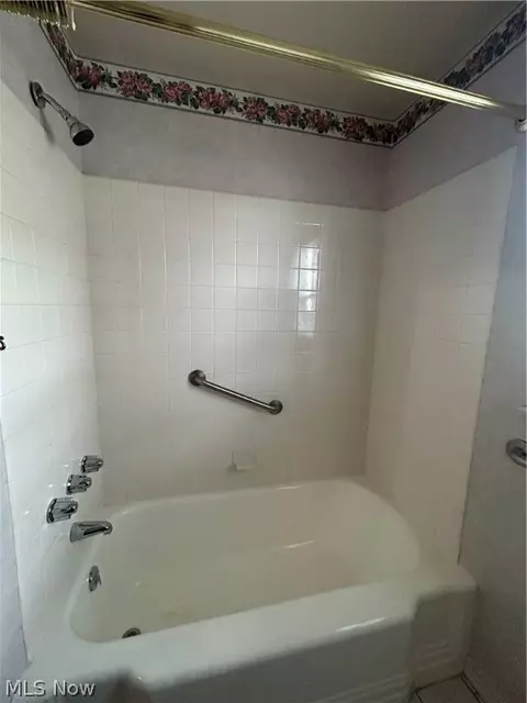 600 Audrey Ln, Struthers, OH 44471 photo 16