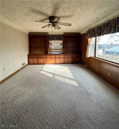 600 Audrey Ln, Struthers, OH 44471 photo 9