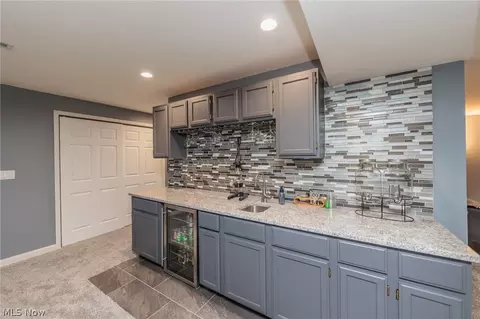 Kitchen - 32883 Walnut Dr, Avon, OH 44011 photo 5 of 5