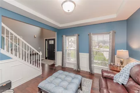 Living - 32883 Walnut Dr, Avon, OH 44011 photo 2 of 9