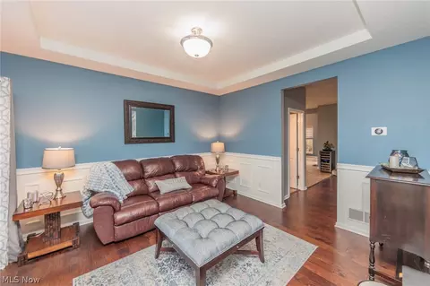 Living - 32883 Walnut Dr, Avon, OH 44011 photo 3 of 9