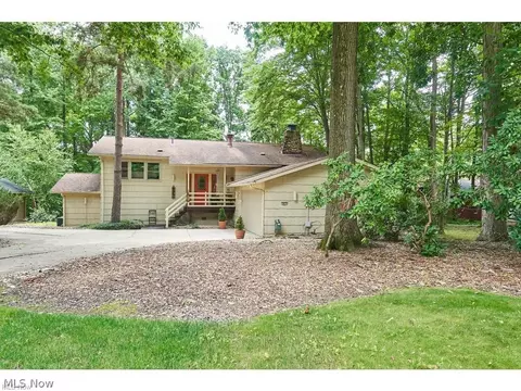 18275 Falling Leaves Rd, Strongsville, OH 44136