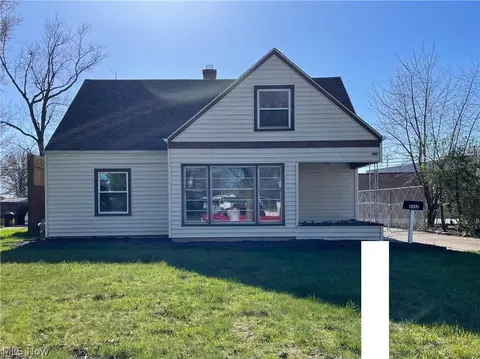 6688 Beresford Ave, Parma Heights, OH 44130