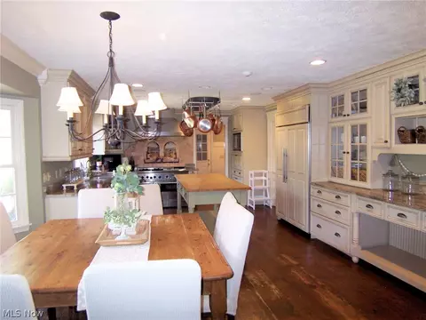 806 Park Harbour Dr, Boardman, OH 44512 photo 5