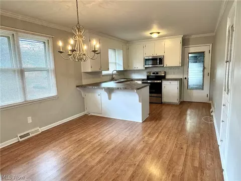 1920 Walnut St, Coshocton, OH 43812 photo 6