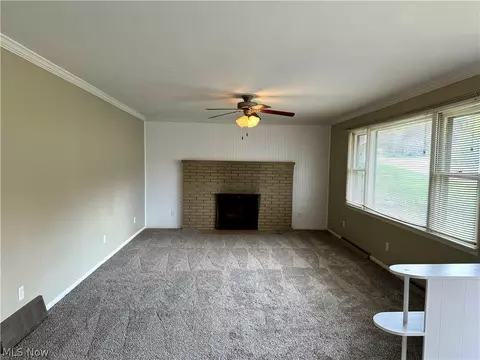 1920 Walnut St, Coshocton, OH 43812 photo 4