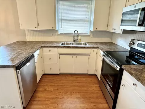 1920 Walnut St, Coshocton, OH 43812 photo 5