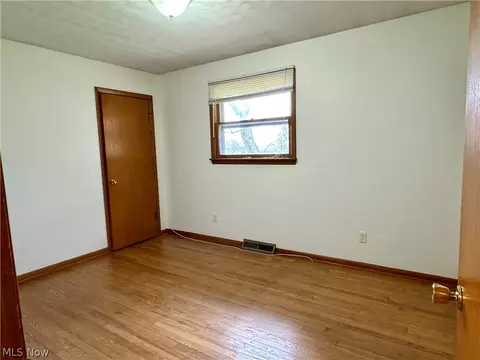 1920 Walnut St, Coshocton, OH 43812 photo 8