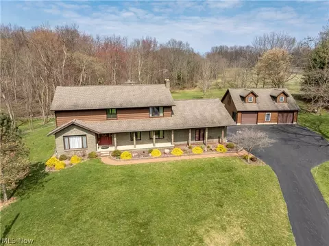 585 Yager Rd, New Franklin, OH 44216