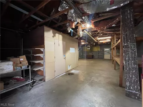 Exterior - 3042 W 13th St, Ashtabula, OH 44004 photo 10 of 11