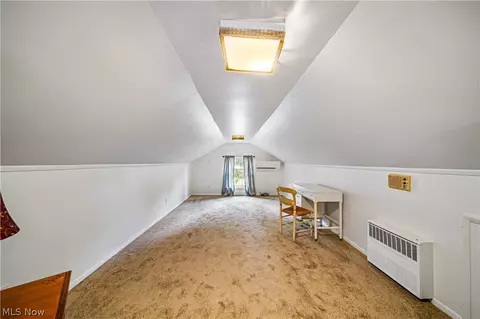 Entry Way - 3042 W 13th St, Ashtabula, OH 44004 photo 1 of 2