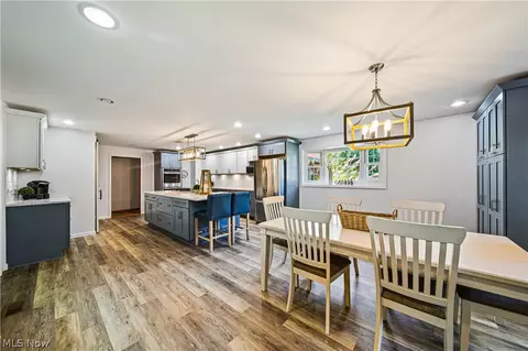 Dining - 3042 W 13th St, Ashtabula, OH 44004 photo 1 of 2