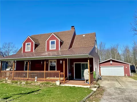 2733 Station St, Rock Creek, OH 44084