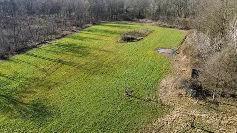 Hoffman Norton Road, West Farmington, OH 44491