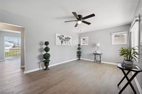 Living - 813 E 34th St, Lorain, OH 44055 photo 1 of 1