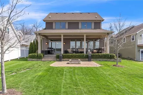2096 NE River Rd, Lake Milton, OH 44429