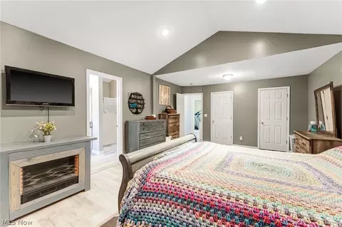 Bedroom - 2984 Rockefeller Rd, Willoughby Hills, OH 44092 photo 5 of 5