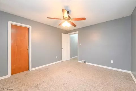 Bedroom - 8301 Ackley Rd, Parma, OH 44129 photo 3 of 7