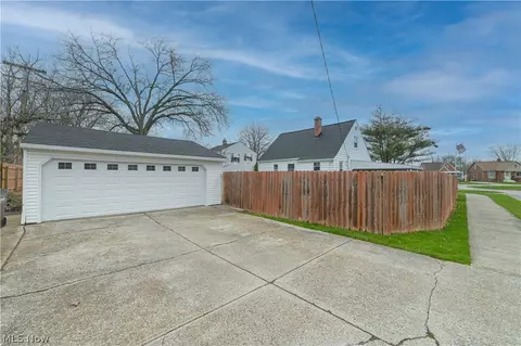 Exterior - 8301 Ackley Rd, Parma, OH 44129 photo 5 of 12