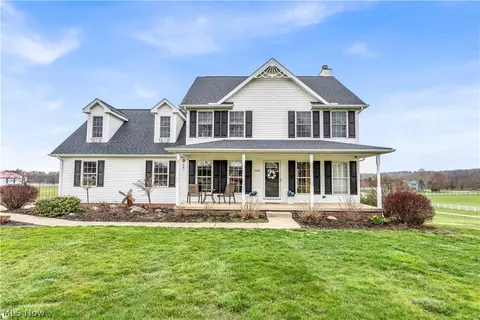 2560 Blake Rd, Wadsworth, OH 44281