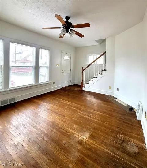 1133 Brant Ave NW, Canton, OH 44708 photo 5